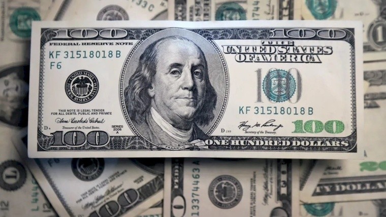 El dólar volvió a subir quedó de nuevo cerca del techo de la banda.