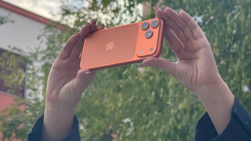 Mercado Libre anunció que habilitará la venta directa del iPhone 17 en Argentina.