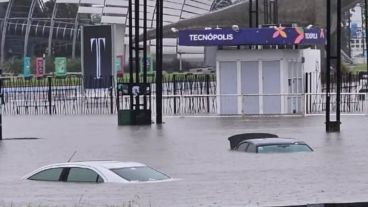 Impactantes imágenes del temporal en Buenos Aires, en donde se registraron lluvias récord en pocas horas.