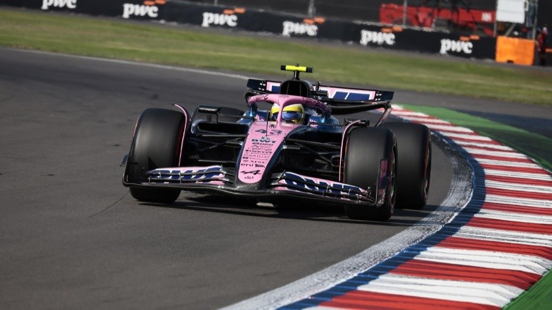 Franco hizo un trompo en la largada pero igual puedo ganar posiciones y terminar.