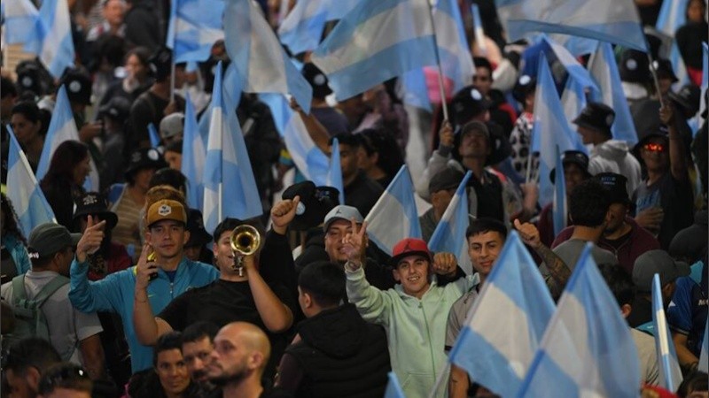 El búnker de Fuerza Patria en La Plata.