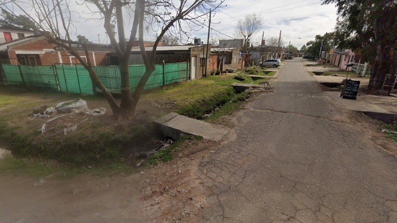 La víctima fue encontrada dentro de una edificación abandonada.