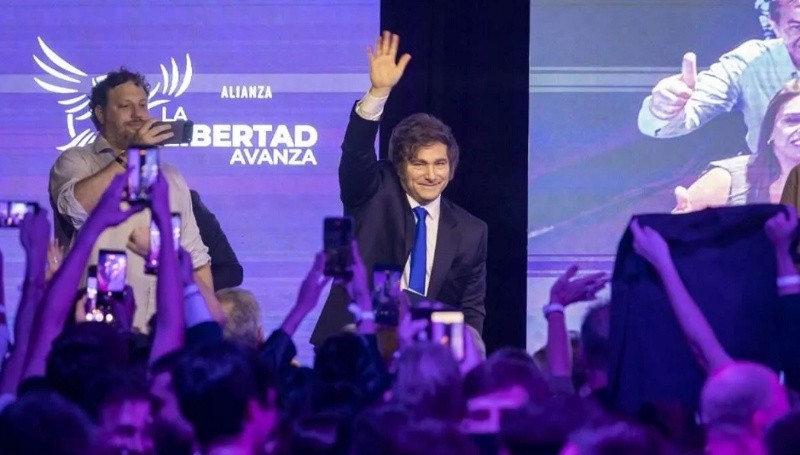 Tras el resultado electoral, el Gobierno espera avanzar con sus reformas en el nuevo Congreso. Tras el resultado electoral, el Gobierno espera avanzar con sus reformas en el nuevo Congreso.