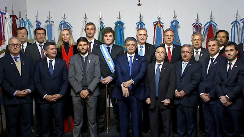Milei y los gobernadores, el día de la firma del 