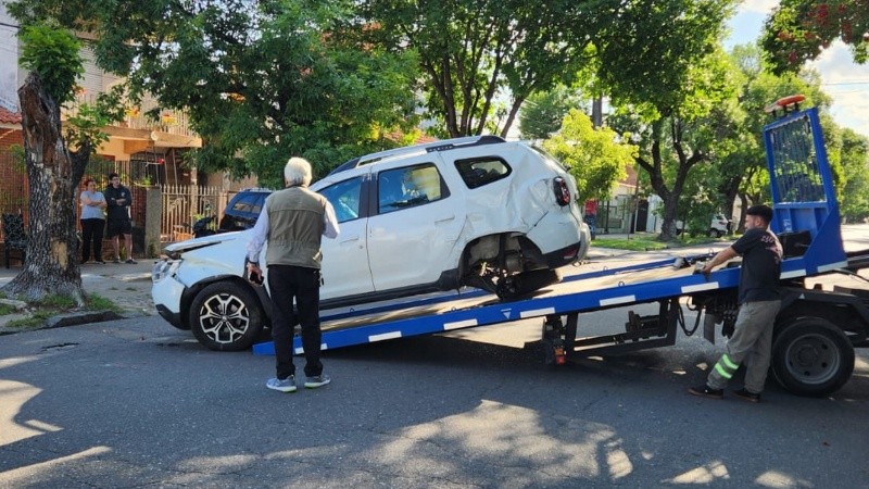 El episodio desencadenó el vuelco del automovil.