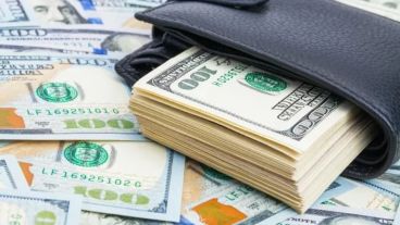 La extraordinaria demanda de dólares en el MLC fue abastecida por la liquidación récord del agro.