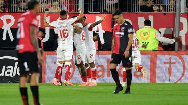 La Lepra no pudo sumar en casa contra el Tatengue.