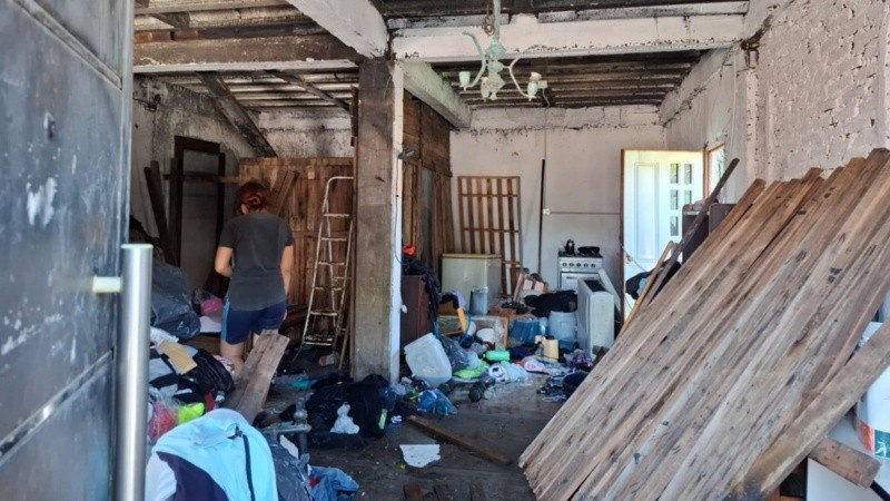 Así quedó la casa de César después del segundo incendio.