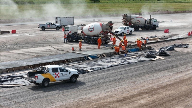 La pista del Aeropuerto estará terminada para principios de diciembre