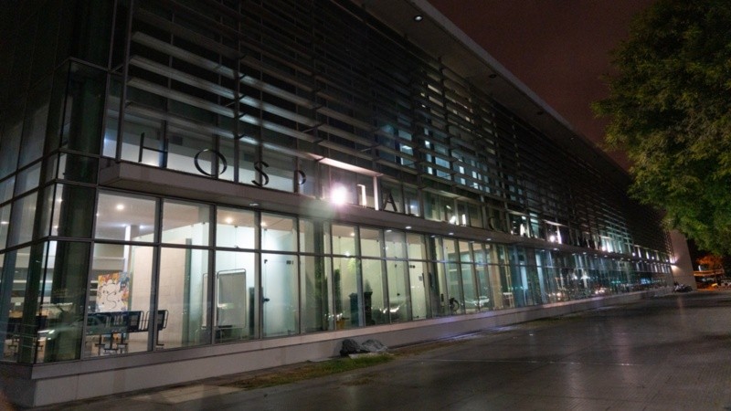 La mujer agredida y sus hijos fueron atendidos en el Heca.