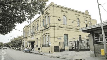 El interno de alto perfil de 27 años debió ser trasladado por la ingesta del utensilio.