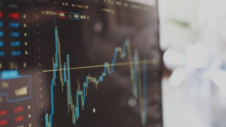 Los mercados financieros vuelven a revivir un escenario optimista.