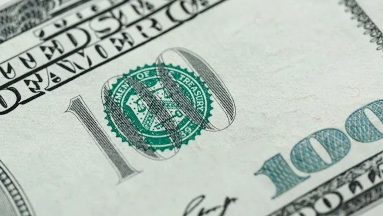 La dolarización de carteras continúa.