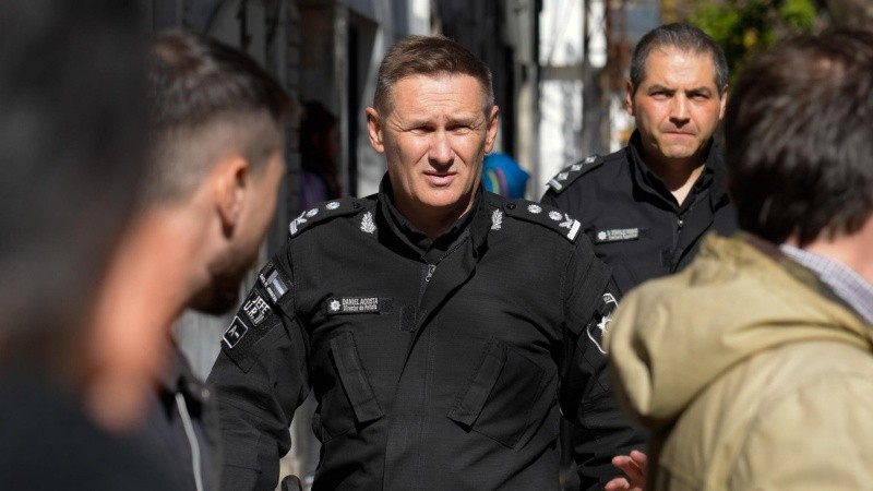 Acosta y su secretario, Rodrigo Domínguez, considerado organizador de la banda policial.