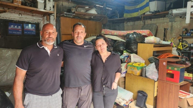 Aníbal, Guillermo y Verónica, las caras visibles del proyecto solidario.
