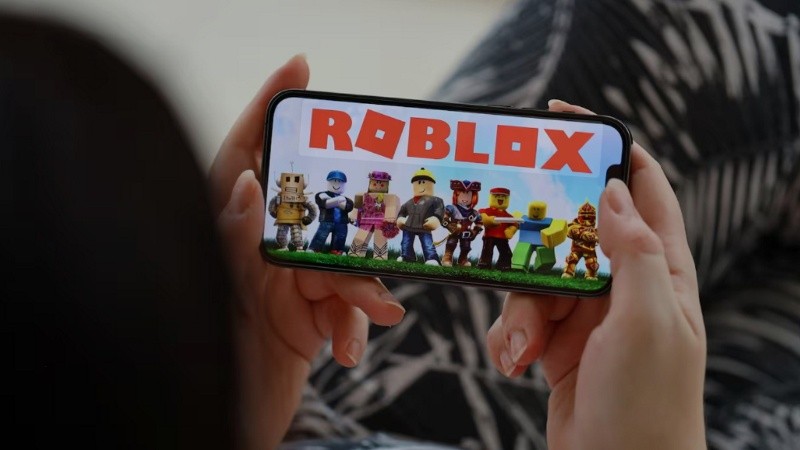 Los juegos en línea dentro de la escuela en discusión.