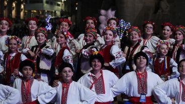 Miles y miles de personas de todas las edades pasaron por la primera jornada
