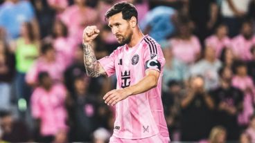 El equipo de Messi goleó por 4-0 a Nashville.