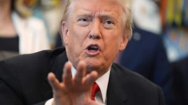 Donald Trump sostuvo que su política arancelaria le permitirá al Gobierno de Estados Unidos pagar un bono de USD 2.000 a los ciudadanos.