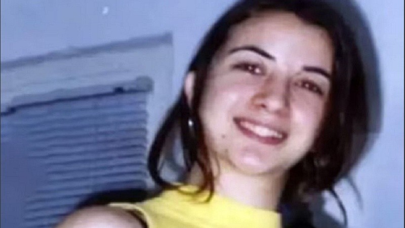 La joven fue brutalmente golpeada y violada en la calle cuando iba rumbo al trabajo en la Terminal.