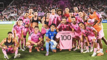 El equipo rosa que dirige Mascherano celebró su pase a instancias decisivas.