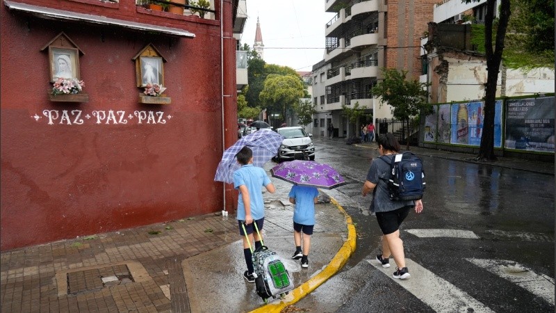Las instituciones privadas en Santa Fe no adhieren a la medida.