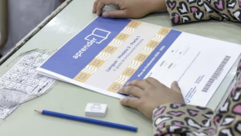 Este miércoles 12 de noviembre se realizan las Pruebas Aprender 2025 en todo el país.