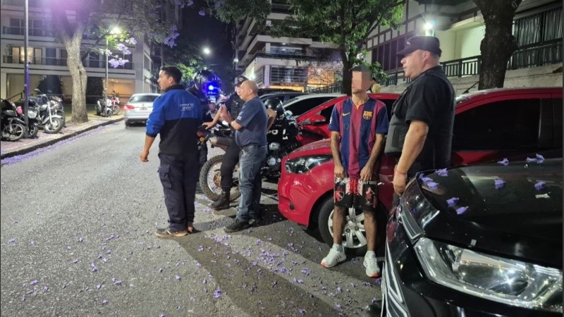 Las detenciones se produjeron porque los cuidacoches fueron denunciados por tratar de cobrar un monto fijo a conductores.