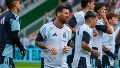 Con Messi y ante 20 mil hinchas: las imágenes de la práctica de la selección argentina en España