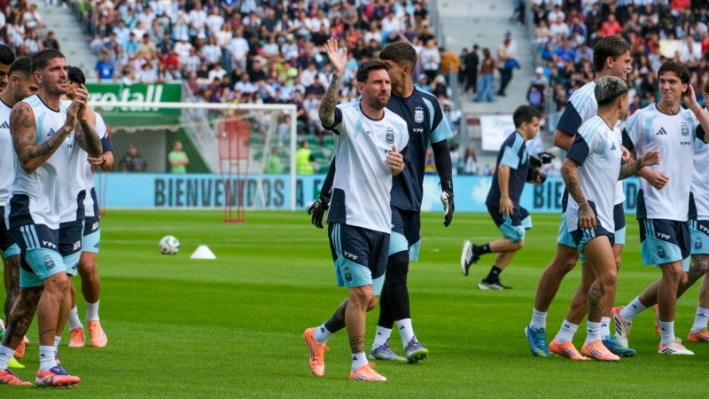 Argentina practicó a puertas abiertas en el estadio del Elche español.