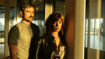 El film tuvo su premiere mundial en el Festival Internacional de Cine de Chicago en 2024, donde recibió el Q-Hugo de Oro a Mejor Película LGBTQI+.