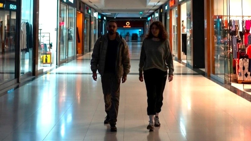 Disminuir la intensidad de las luces por momentos es una de las propuestas.