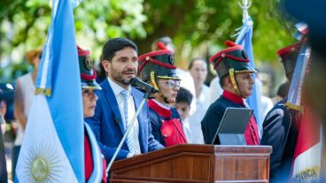 “No puede salir adelante si no entiende que debe producir más y generar empleo”, dijo el gobernador.