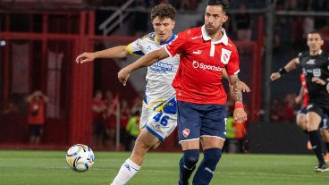 Ávalos hizo el gol de la victoria en el primer tiempo.