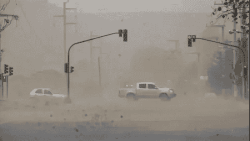 Ráfagas de más de 140 km/h obligan a Chubut a decretar la emergencia y suspender actividades.