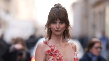 Textura suave, glow satinado y un acabado jugoso pero no graso.