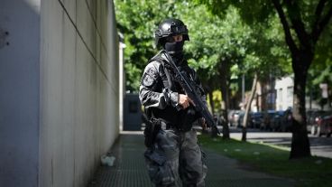 Fuerzas de seguridad provinciales desarrollaban un operativo de prevención en la zona.