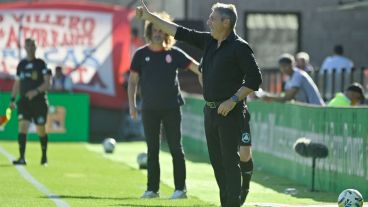 Kudelka no seguirá como técnico de Huracán.