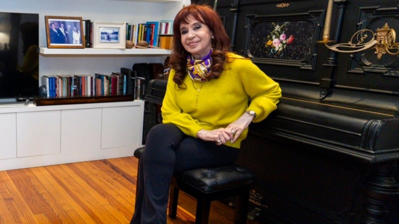 La expresidenta permanece en prisión domiciliaria.