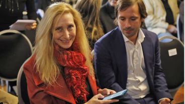 Karina Milei y el abogado Santiago Viola, apoderado del sello electoral de La Libertad Avanza.