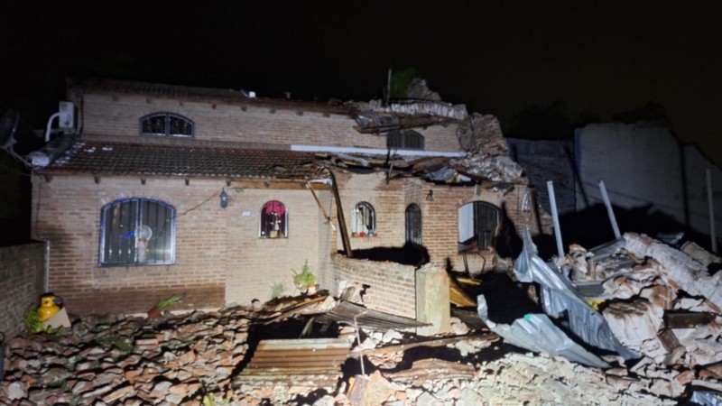 El lugar del derrumbe estaba clausurado por parte de la Comuna de Oliveros pero no se encontraba resguardado.