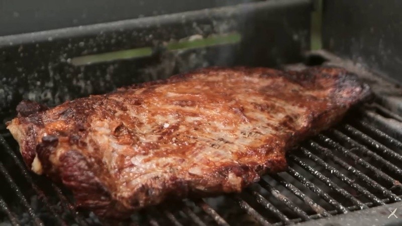 Los expertos recomiendan una cocción lenta para la tapa de asado.