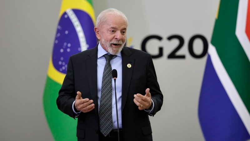 El presidente de Brasil confirmó la fecha de la firma desde Sudáfrica.