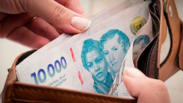 Sin acuerdo en la reunión del Consejo del Salario, el Gobierno se encamina para volver a definir la remuneración mínima por decreto.