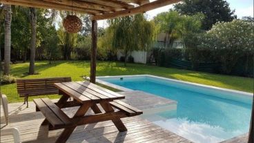 Funes y Roldán son destinos muy elegidos para pasar las vacaciones de verano.