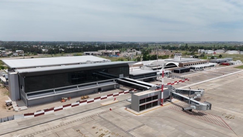 Avance de las obras del aeropuerto al 82%.