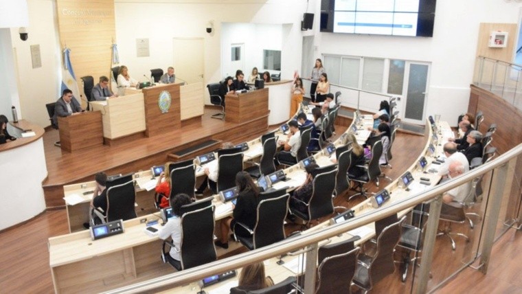El Concejo discutirá el presupuesto después de sancionar la histórica autonomía.