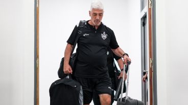 El técnico de 63 años se va como un ídolo del club porque obtuvo la Copa Argentina en 2024.