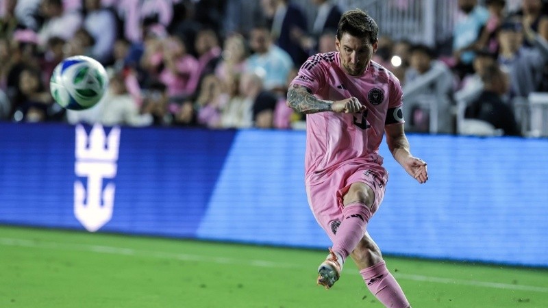 Leo ya es el futbolista con más títulos de la historia en el mundo y va por más.