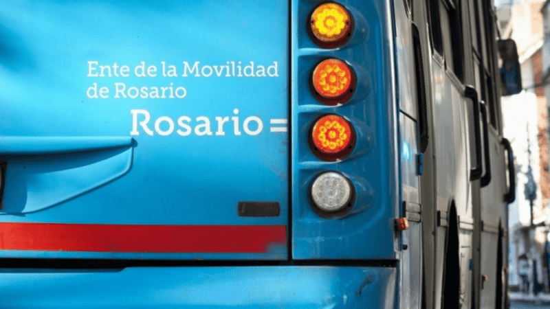 La medida abarca a todo el personal de la administración pública municipal y provincial.